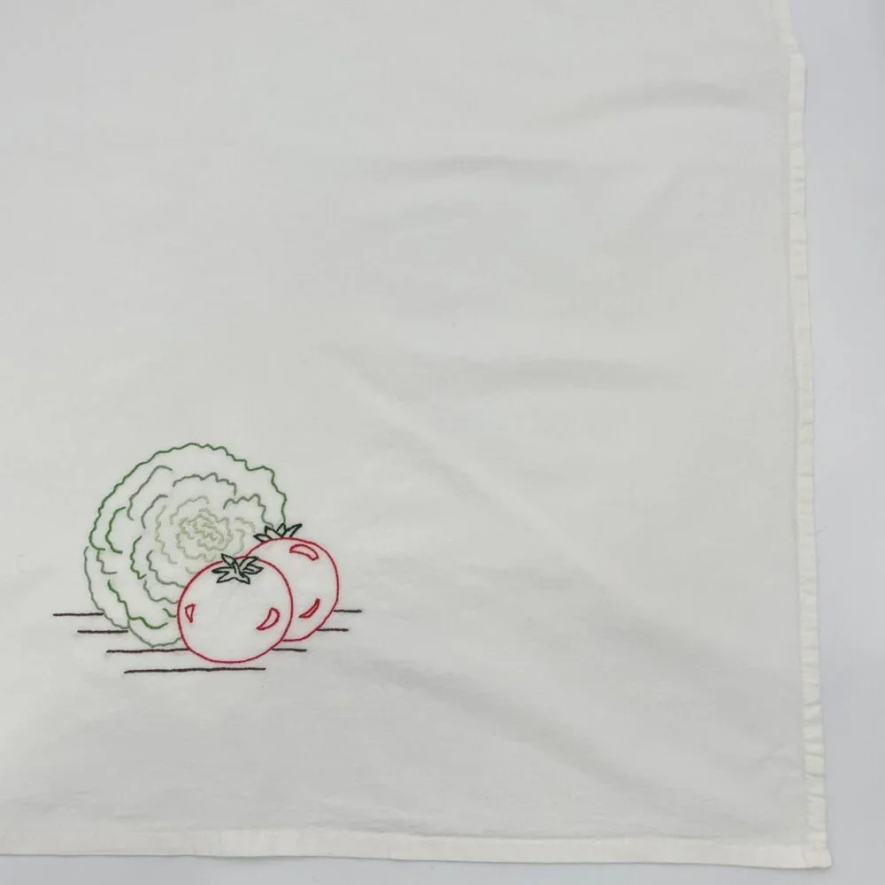 Embroidered Tea‎ Towel Oversize Tomato Lettuce Produce Vegetables White Kitchen